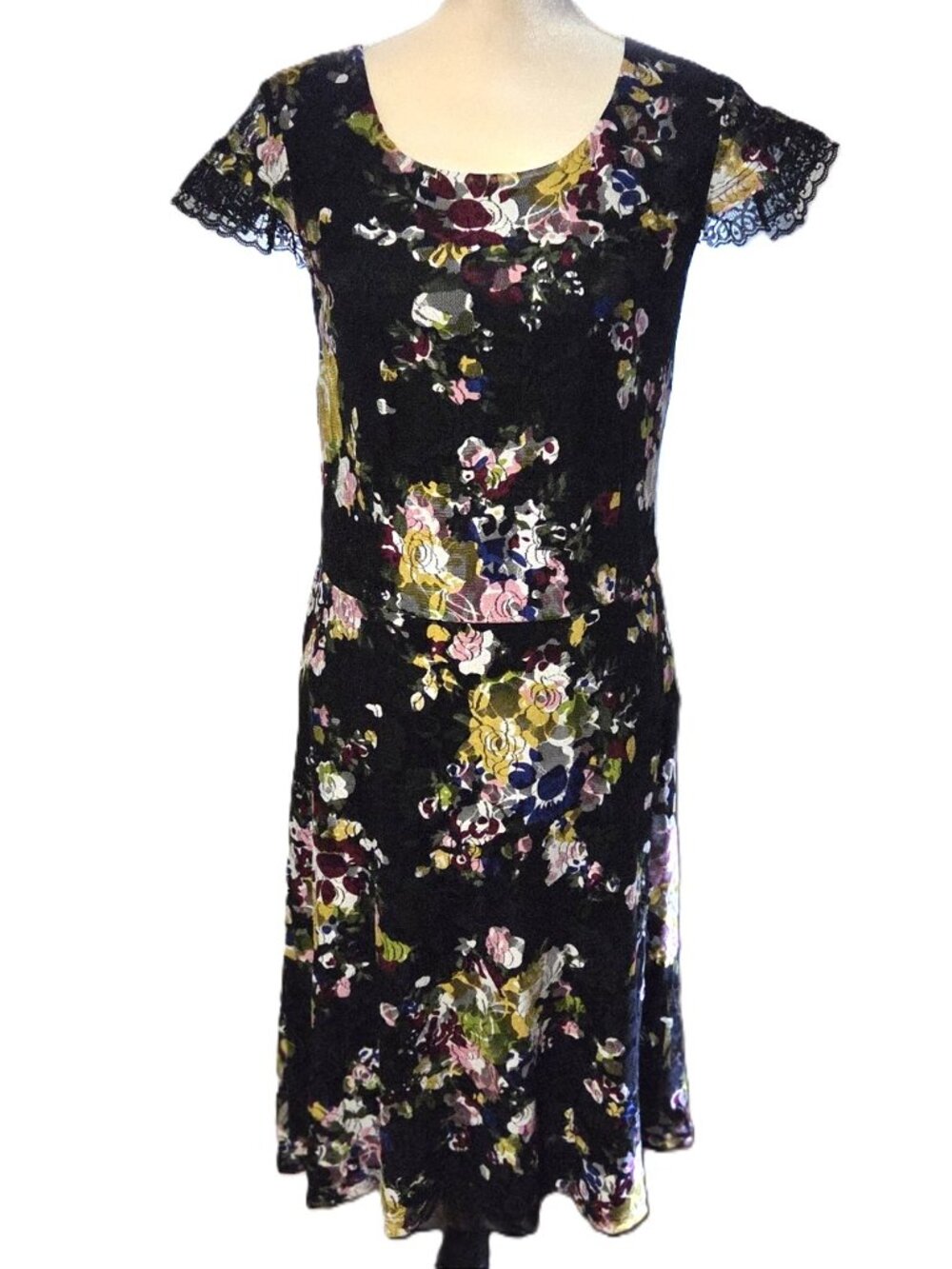 SALON STUDIOS Black Floral Lace-Sleeve Women’s Dress